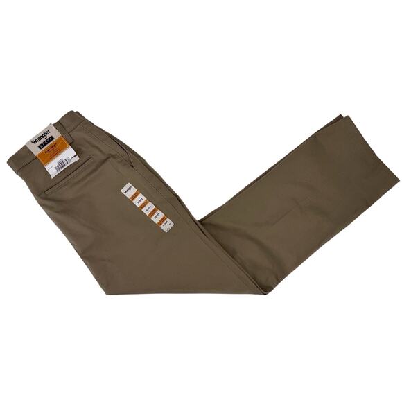 NEW Wrangler Riata Pants Tan 33x32 Chinos Relaxed Fit Stretch Flat Front NWT - Picture 8 of 10